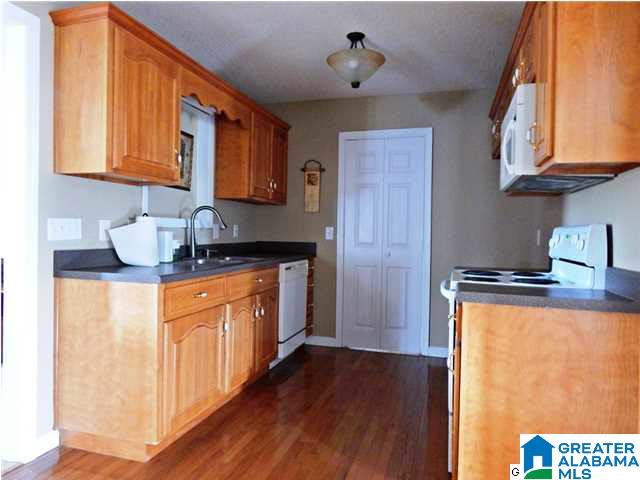 706 Lazy Y Road Hayden, AL 35079 - Photo 14 of 32