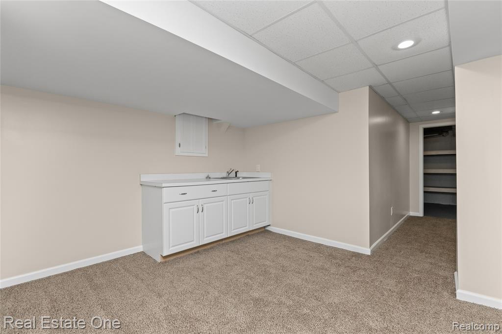 25695 Branchaster Road Farmington Hills, MI 48336 - Photo 49 of 58 Gallery Image 49