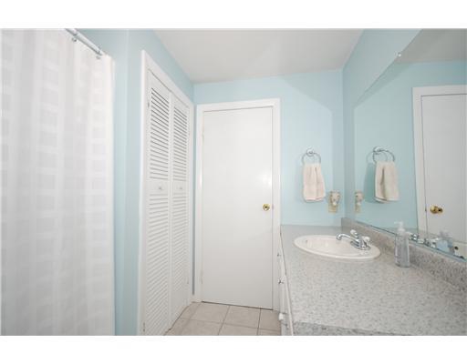 18 Gromble Way Windham, ME 04062 - Photo 11 of 22 Bathroom.