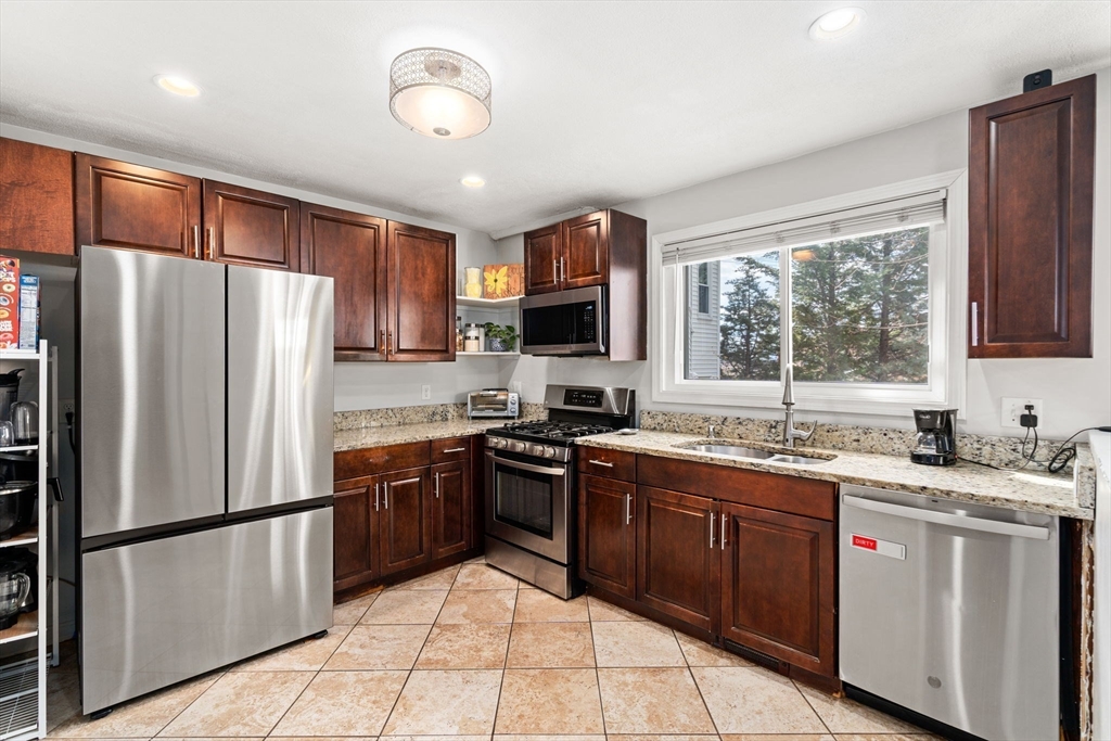 23 Hampshire Street Everett, MA 02149 - Photo 19 of 36