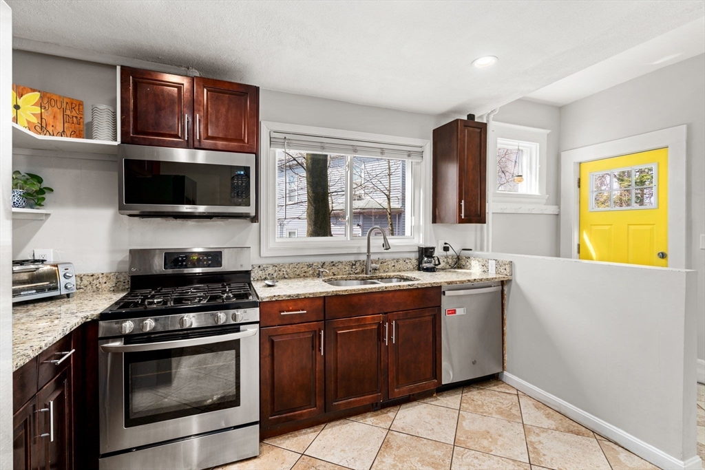 23 Hampshire Street Everett, MA 02149 - Photo 20 of 36