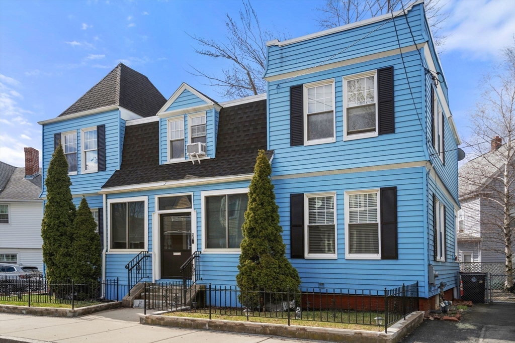 23 Hampshire Street Everett, MA 02149 - Photo 3 of 36