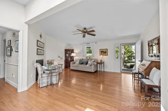 $499,900 | 21300 Sandy Cove Road, Cornelius, NC 28031