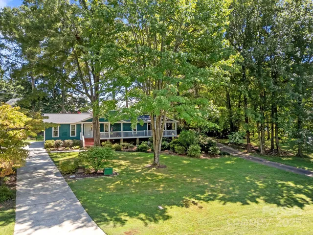 $499,900 | 21300 Sandy Cove Road, Cornelius, NC 28031