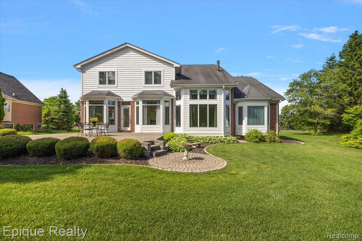 5675 Golf Pointe Drive Clarkston, MI 48348 - Photo 69 of 80 08-5675 Golf Pointe-8.jpg