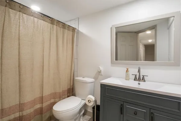 $405,000 | 34621 Wellhouse Avenue, Warsaw, MO 65355