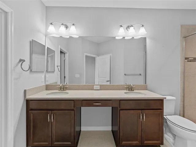 $340,000 | 12353 Bayou Flats Lane, Tampa, FL 33635