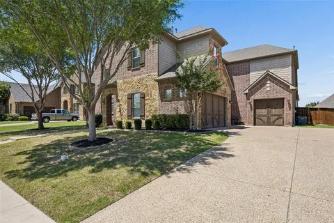 $875,000 | 2615 Trophy Club Drive, Trophy Club, TX 76262