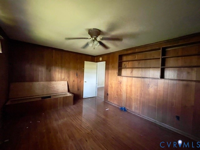 10024 South Hill Road Kenbridge, VA 23944 - Photo 10 of 32 a view of empty room with wooden floor and fan