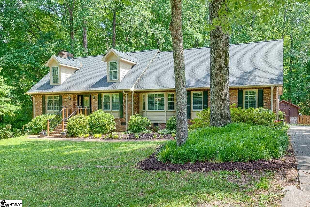 205 Ridgewood Street Easley, SC 29642 - Photo 3 of 36 Gallery Image 3