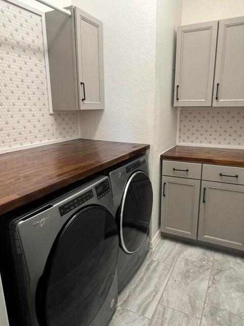 8351 Cadre Noir Road Lake Worth, FL 33467 - Photo 18 of 21 Laundry Room