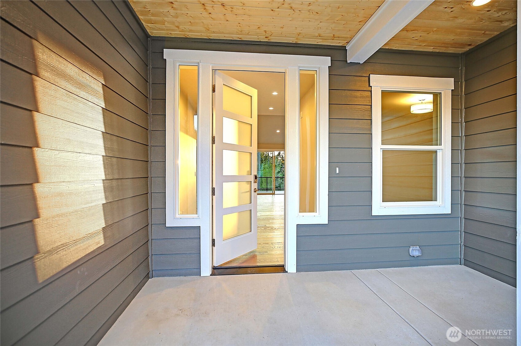 161 North Camano Ridge Road Camano Island, WA 98282 - Photo 6 of 37 Gallery Image 6