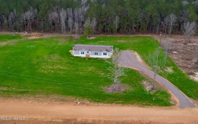 $199,900 | 2037 Ceasar Trail, Bogue Chitto, MS 39629