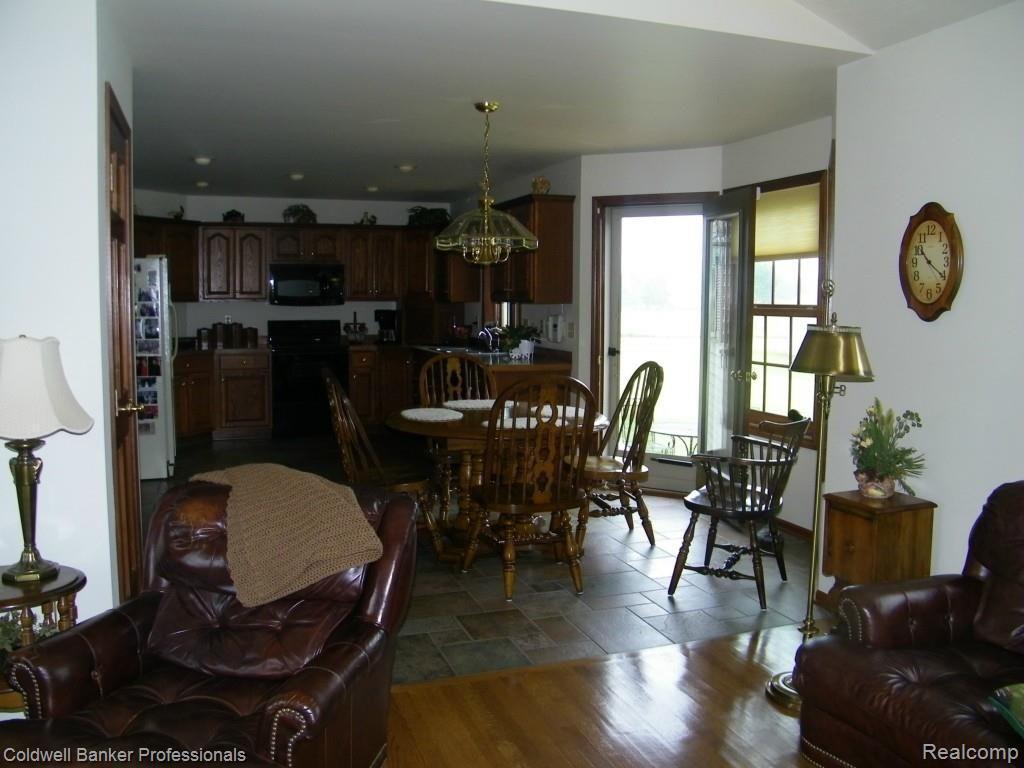 6740 Wagner Road Imlay City, MI 48444 - Photo 17 of 38 100_1133.jpg