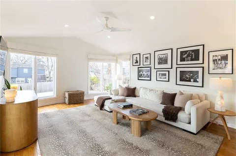 $575,000 | 4407 West 69th Terrace, Prairie Village, KS 66208