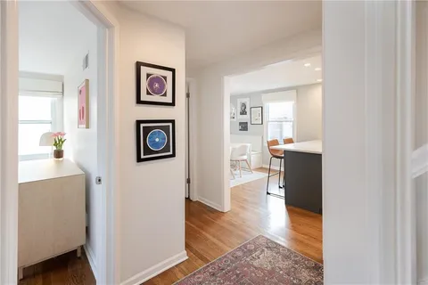 $575,000 | 4407 West 69th Terrace, Prairie Village, KS 66208