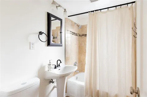 $575,000 | 4407 West 69th Terrace, Prairie Village, KS 66208