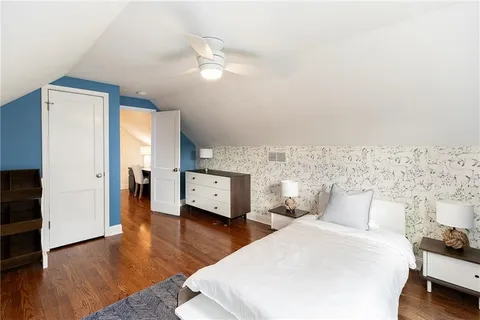 $575,000 | 4407 West 69th Terrace, Prairie Village, KS 66208