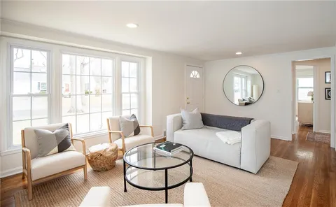 $575,000 | 4407 West 69th Terrace, Prairie Village, KS 66208