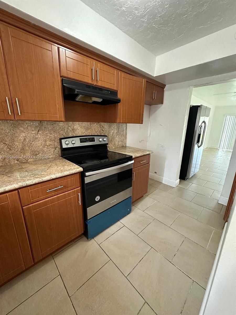 7344 Southwest 82nd Street, Unit C115 Miami, FL 33143 - Photo 4 of 10