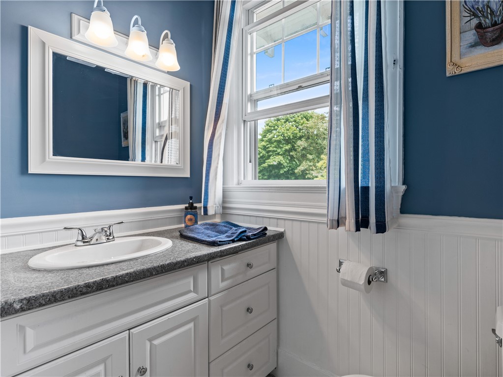 83 Janice Road Warwick, RI 02886 - Photo 27 of 50