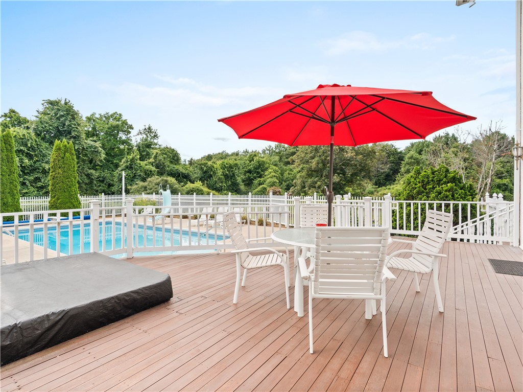 83 Janice Road Warwick, RI 02886 - Photo 39 of 50