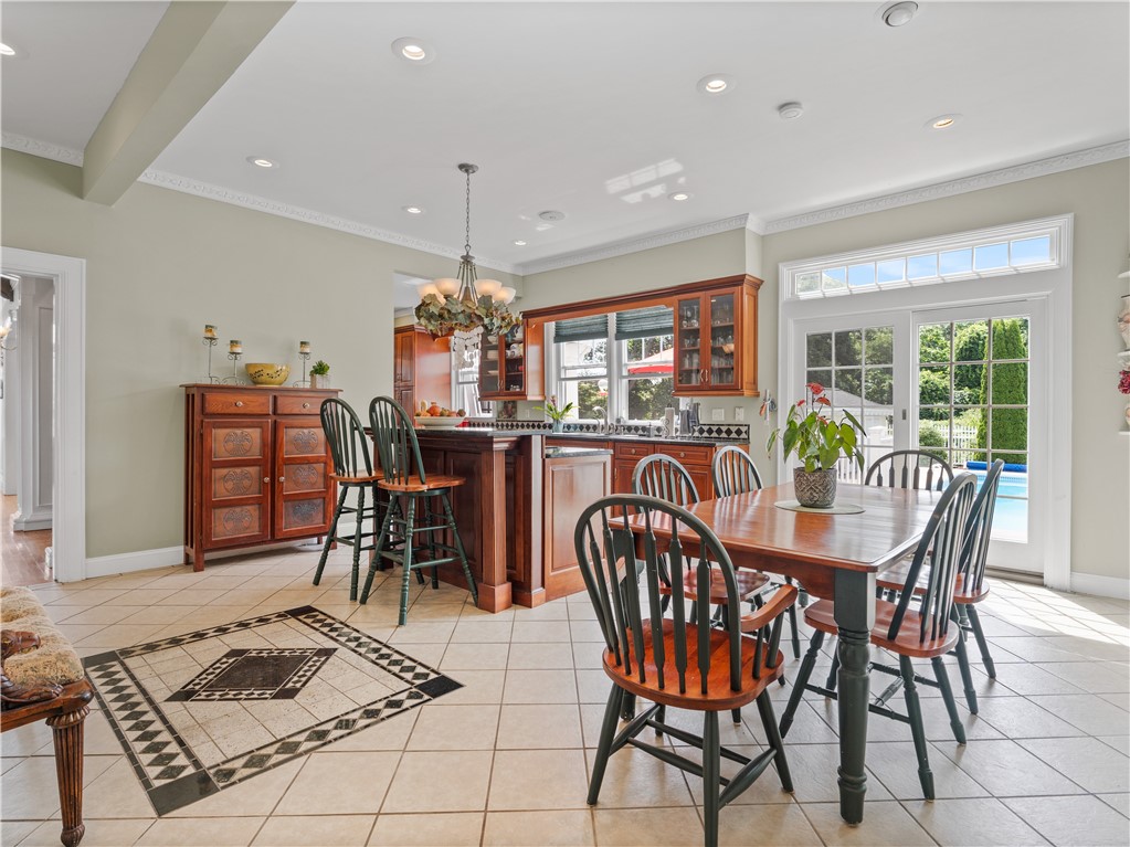 83 Janice Road Warwick, RI 02886 - Photo 9 of 50