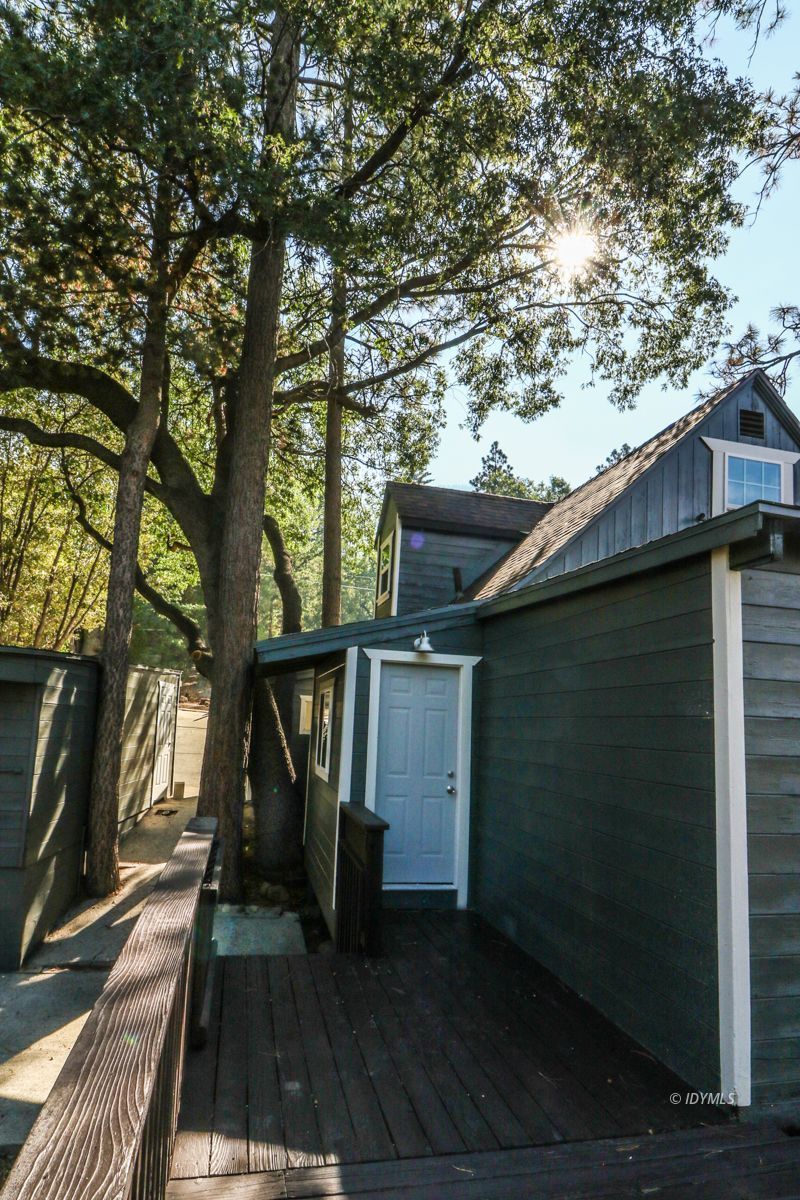 25585 Seneca Road Idyllwild, CA 92549 - Photo 20 of 24 a view of outdoor space and deck