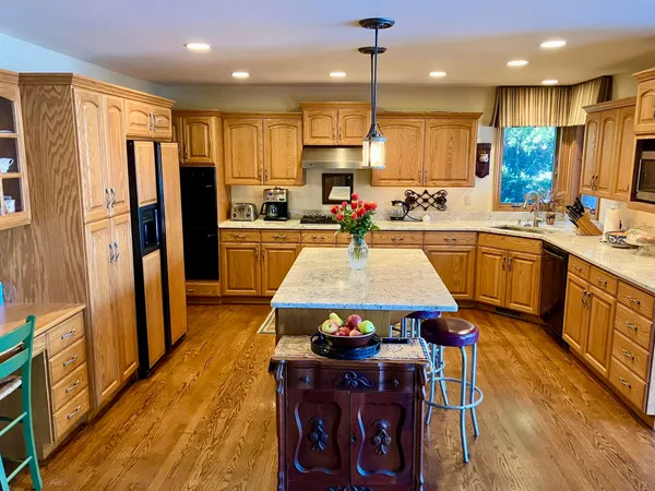 $866,123 | 1837 Cherrywood Lane, Munster, IN 46321