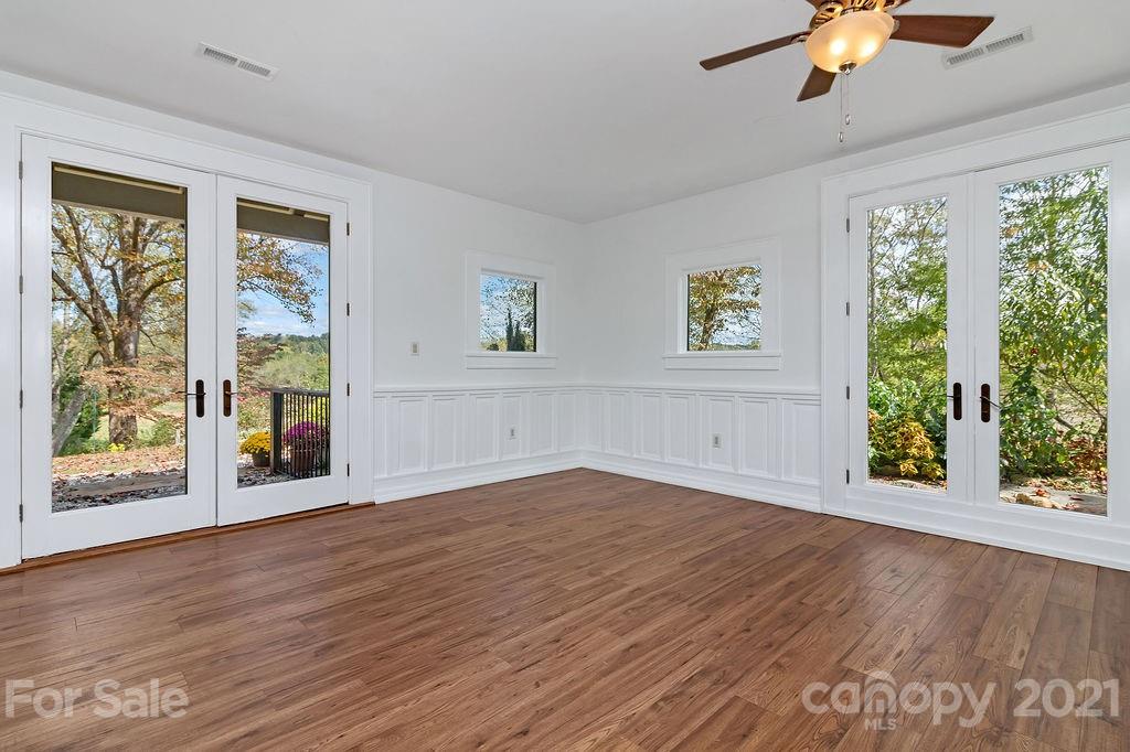 199 Old County Home Road Brevard, NC 28712 - Photo 8 of 45 Gallery Image 8