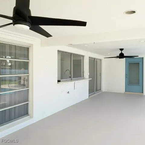 a view of empty room