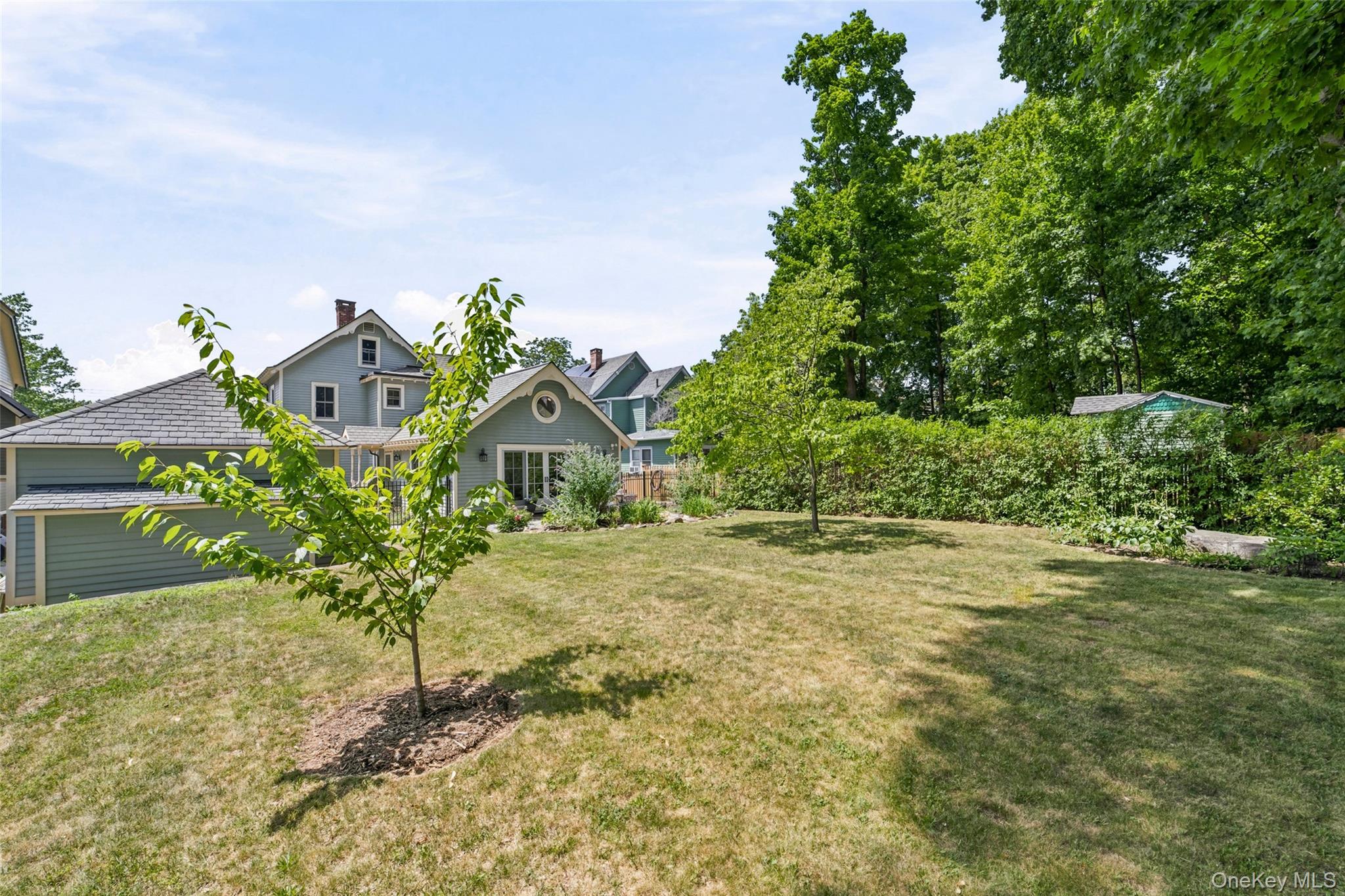 215 Walnut Street Peekskill, NY 10566 - Photo 24 of 26