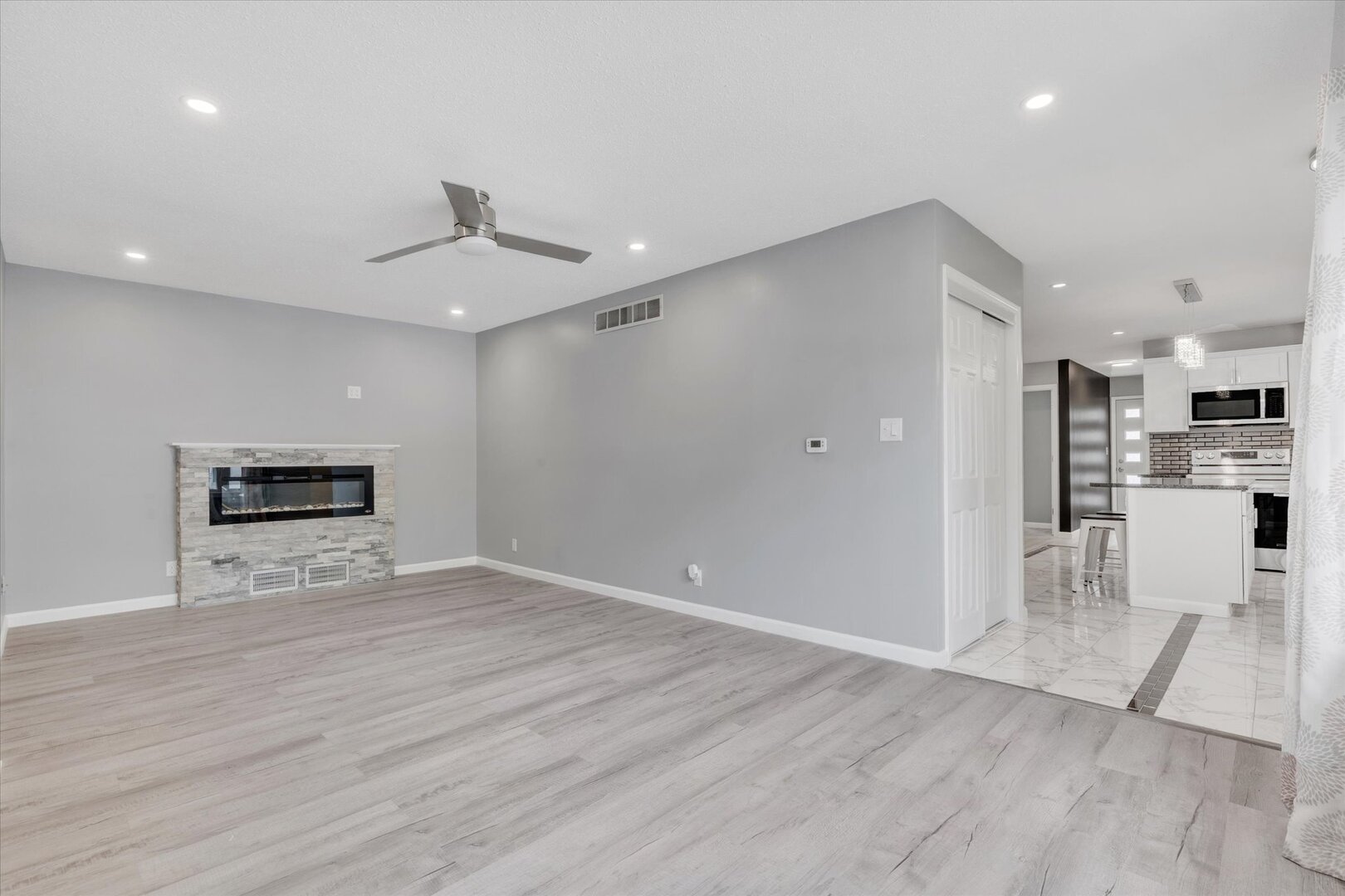 2504 18th Street Moline, IL 61265 - Photo 11 of 42
