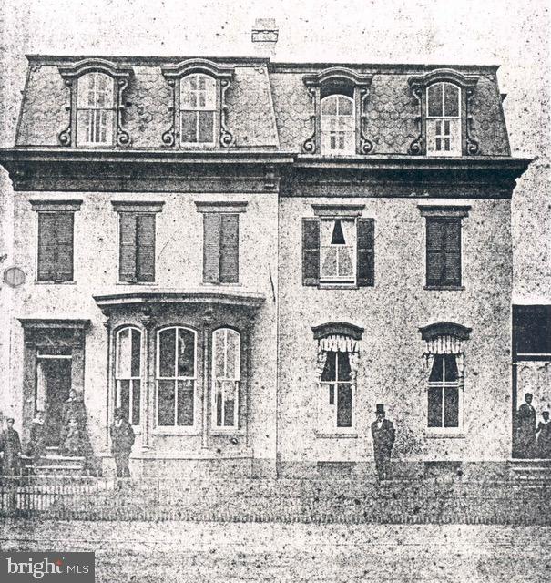 320 A Street Northeast Washington, DC 20002 - Photo 30 of 36 a front view of a house