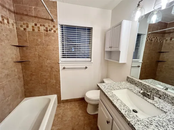 $1,395 | 3603 Murworth Drive, Unit 2, Houston, TX 77025