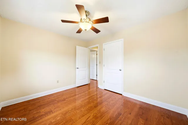 $765,000 | 2515 Lakeshore Drive, Bean Station, TN 37708