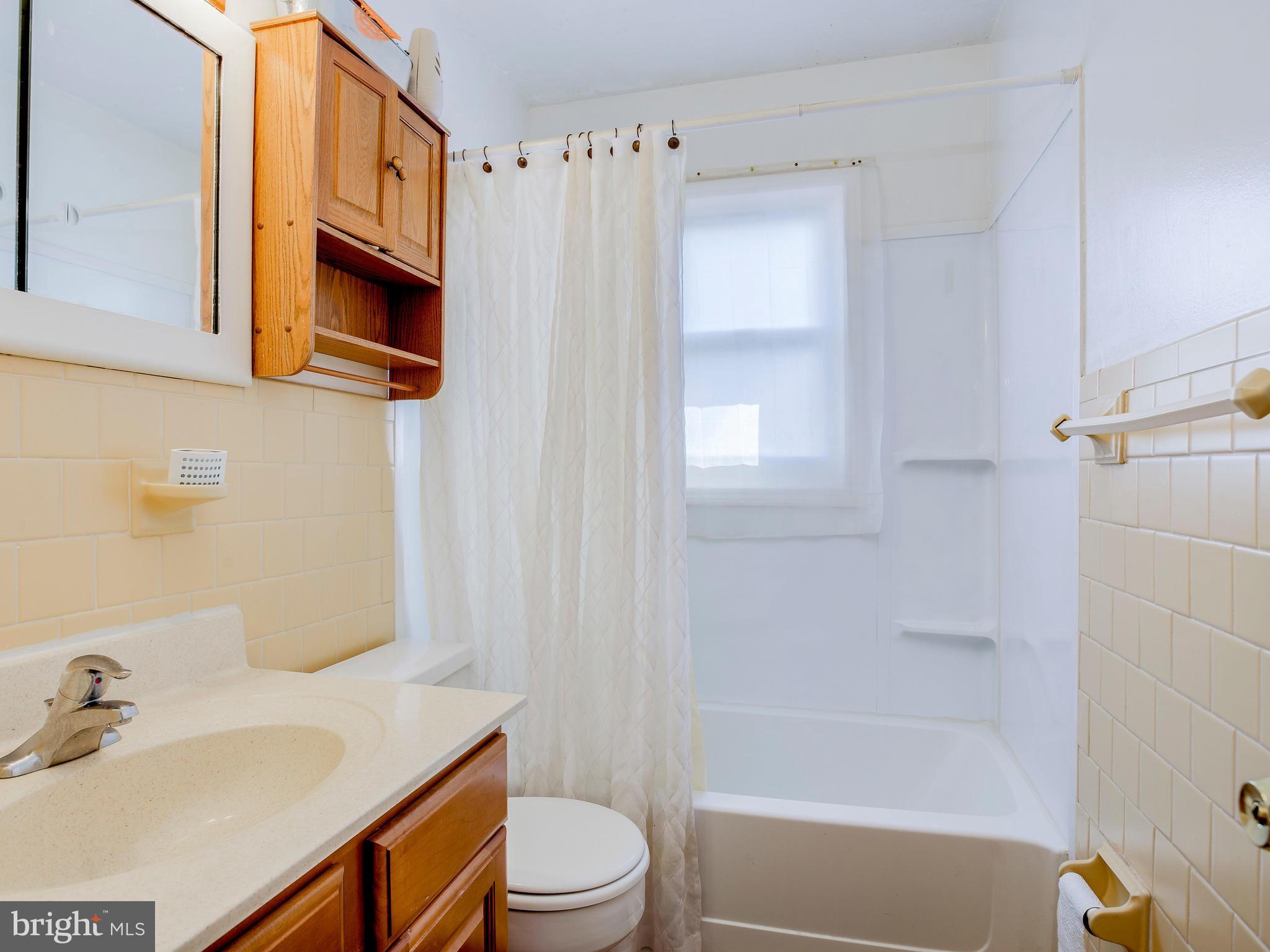 5 Ridgely Road Glen Burnie, MD 21061 - Photo 6 of 11 Bath