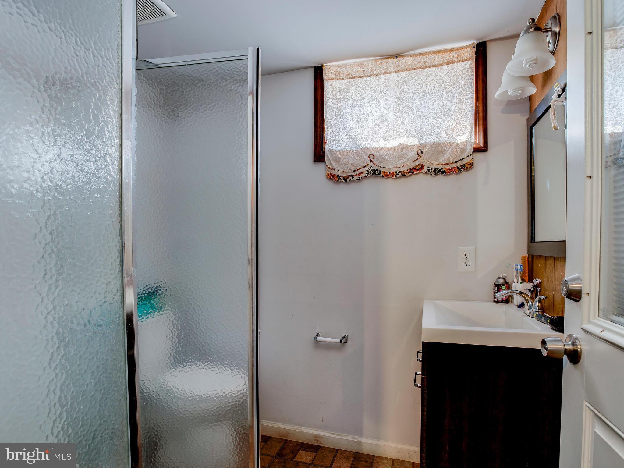 5 Ridgely Road Glen Burnie, MD 21061 - Photo 7 of 11 Bath