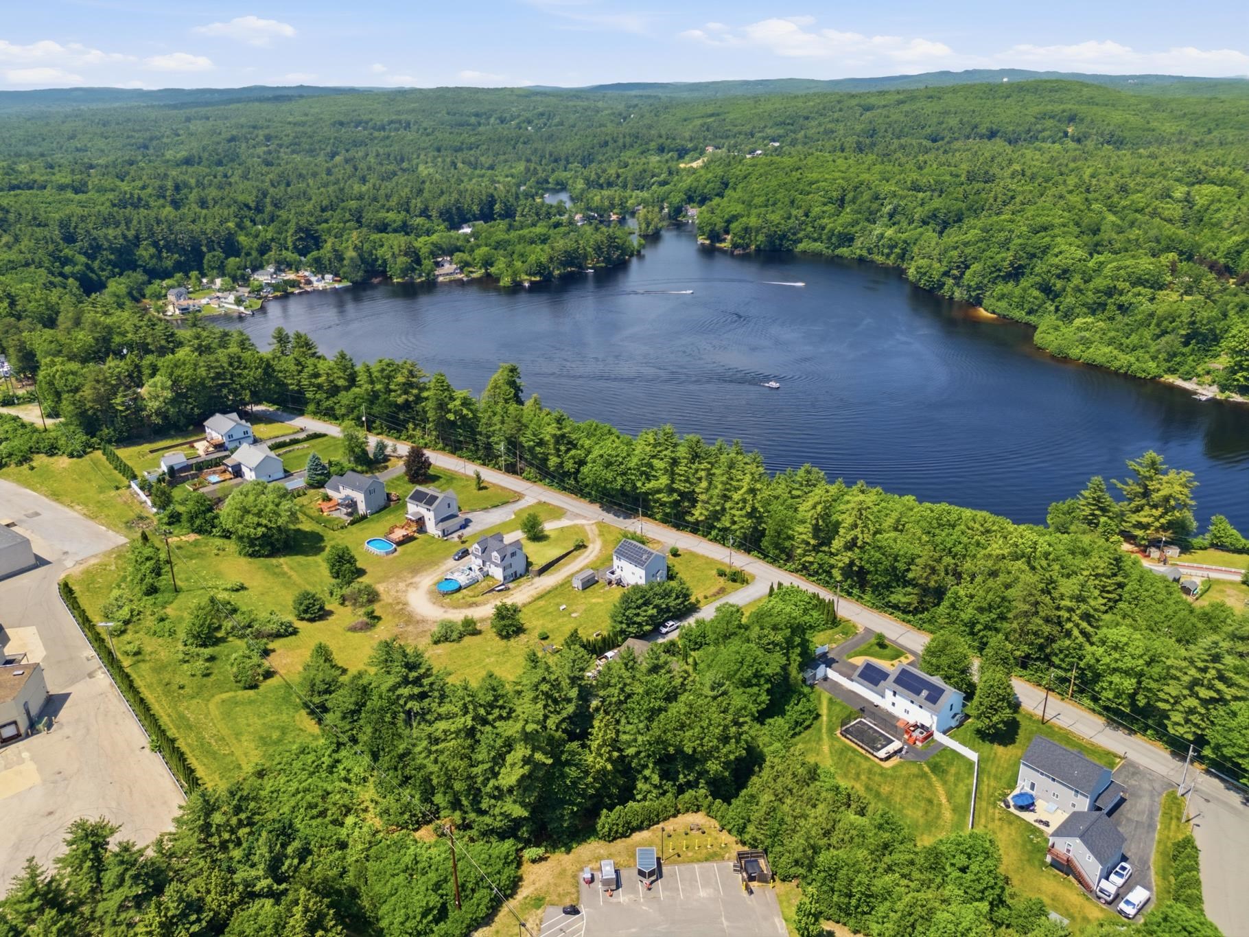 58 Moose Club Park Road Goffstown, NH 03045 - Photo 4 of 18
