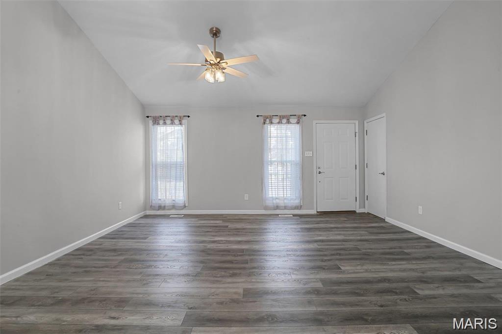 4596 Little Rock Road St. Louis, MO 63128 - Photo 2 of 21