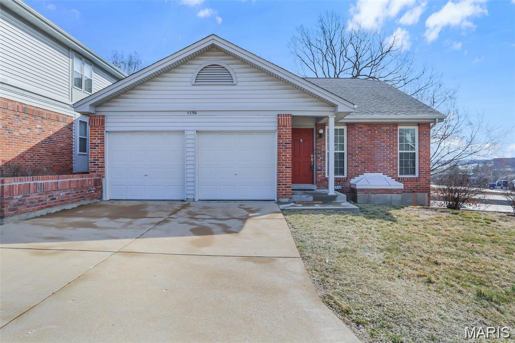 4596 Little Rock Road St. Louis, MO 63128 - Photo 3 of 21