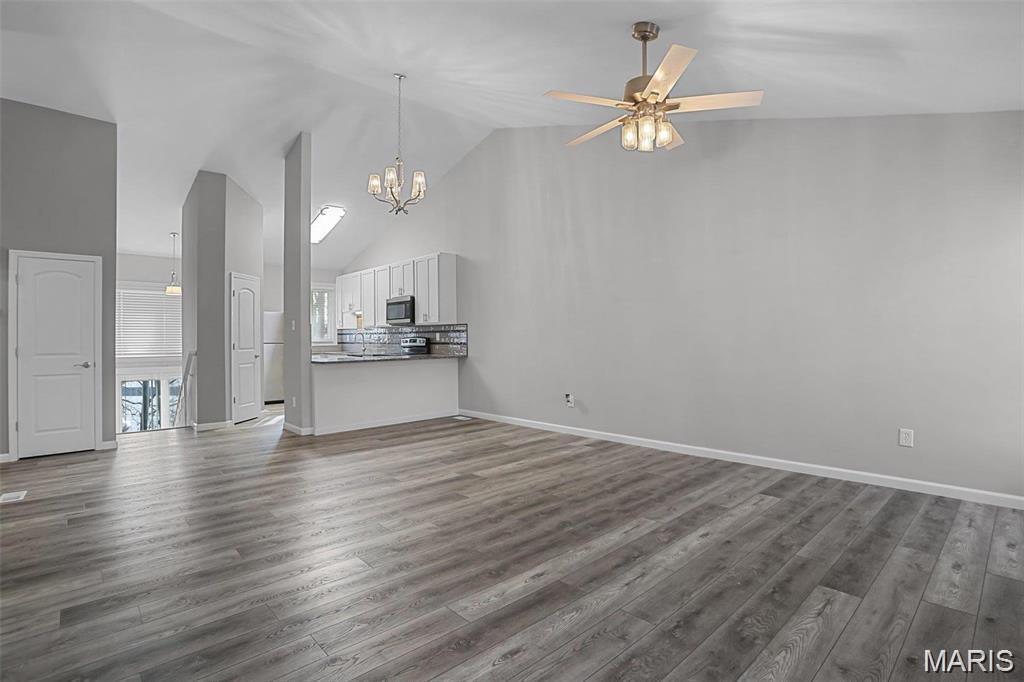 4596 Little Rock Road St. Louis, MO 63128 - Photo 4 of 21