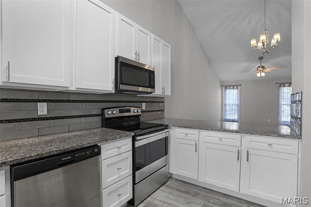 4596 Little Rock Road St. Louis, MO 63128 - Photo 7 of 21