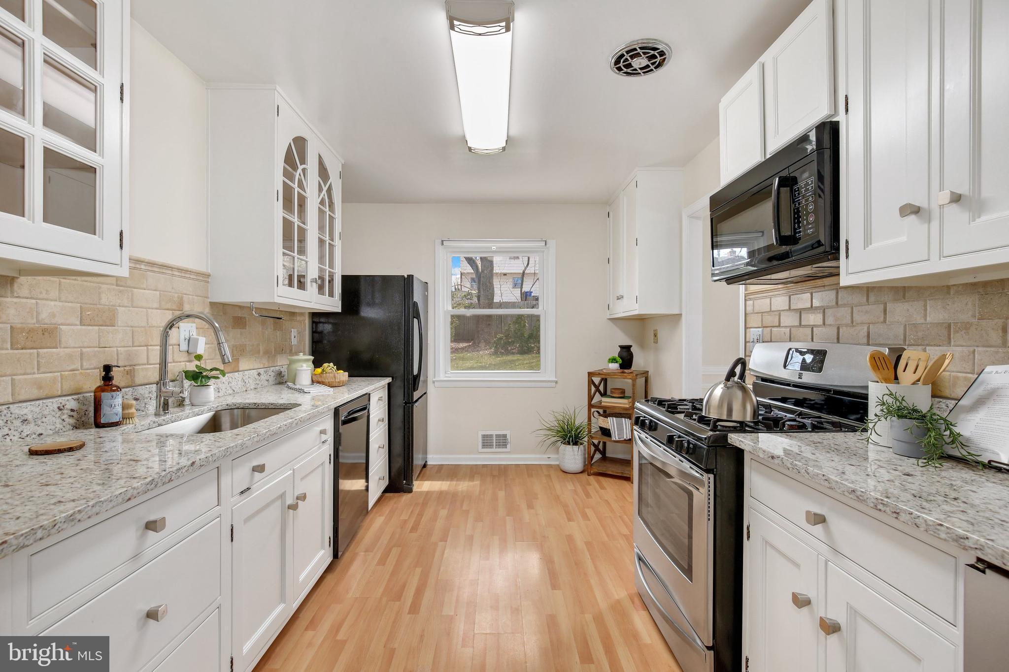 1012 Chiswell Lane Silver Spring, MD 20901 - Photo 13 of 46 Gallery Image 13