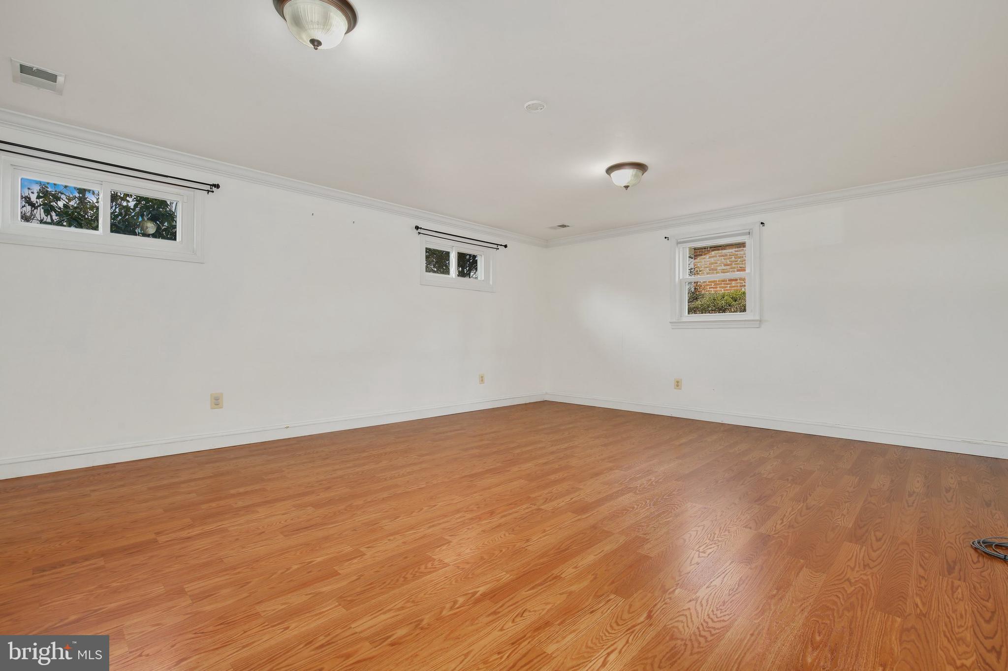 1012 Chiswell Lane Silver Spring, MD 20901 - Photo 31 of 46 Gallery Image 31