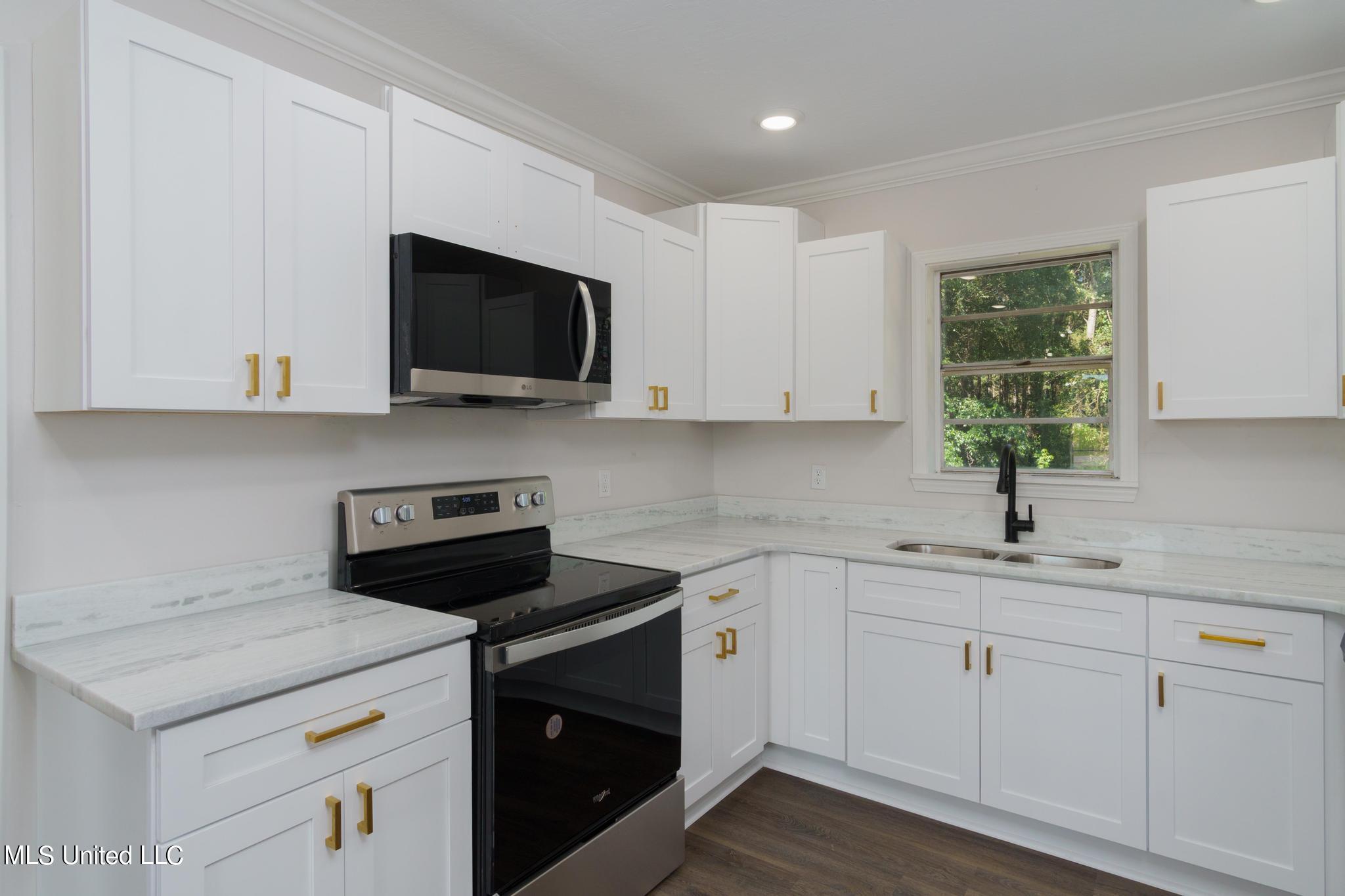 2432 Monroe Road Moselle, MS 39459 - Photo 7 of 17 2432 Monroe Road-7