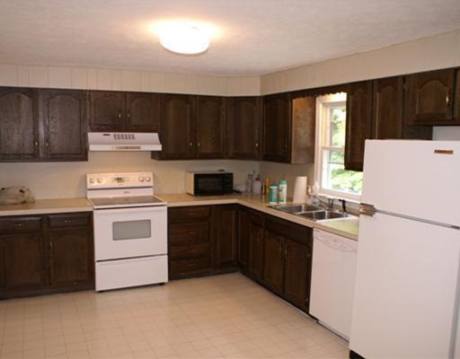 115 Riverbend Road Wells, ME 04090 - Photo 4 of 10 Kitchen.