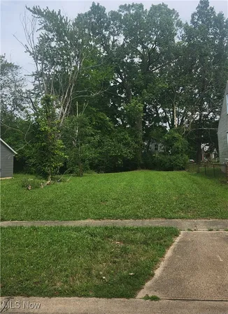$3,500 | Canton Avenue, Lorain, OH 44055