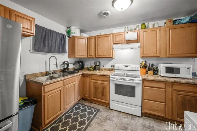 $90,000 | 6037 Hughes Road, Lansing, MI 48911