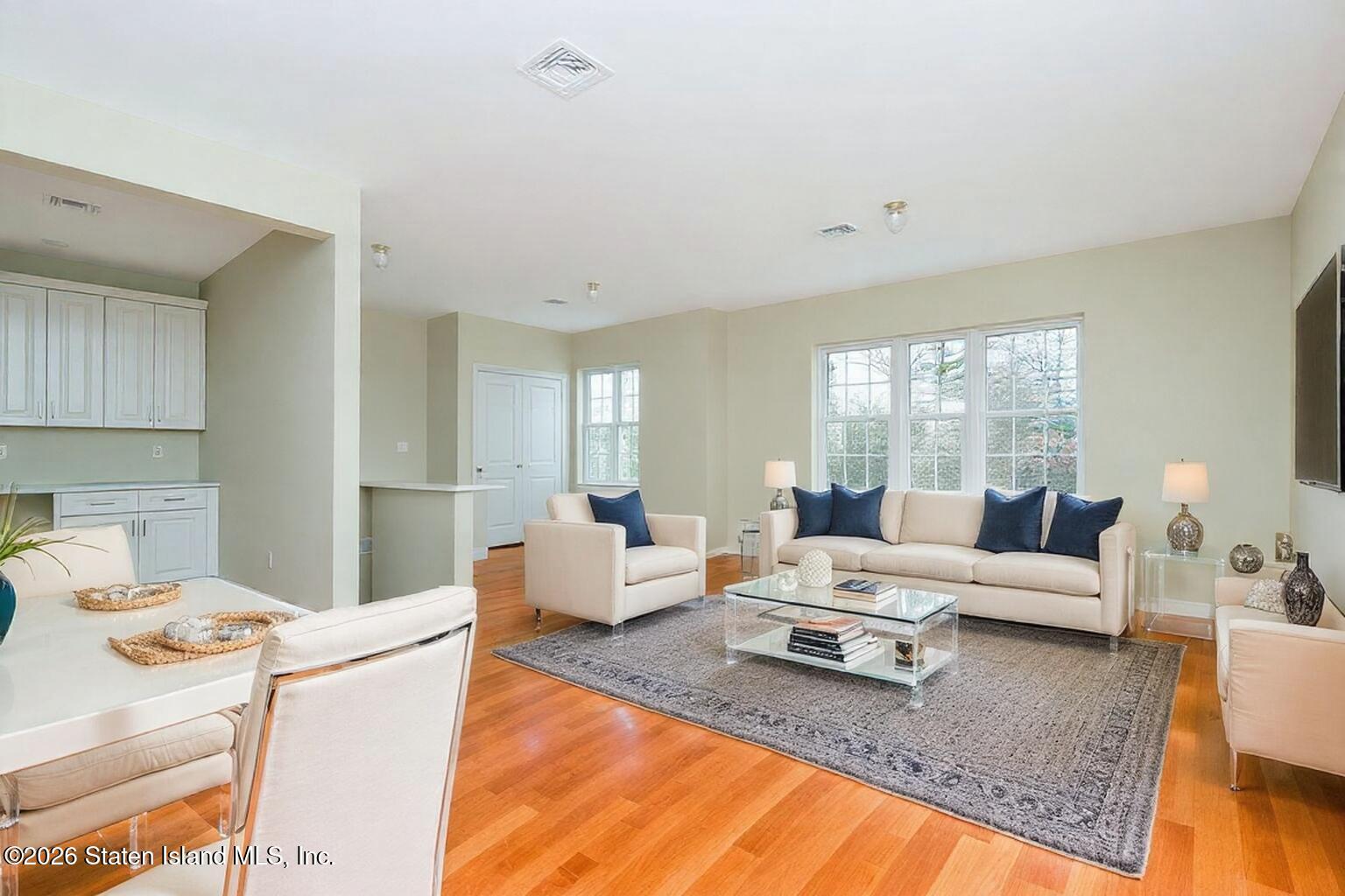 556 Drumgoole Road East Staten Island, NY 10312 - Photo 21 of 38 Photo-Dec-26-2025-10-13-16-AM - Living R